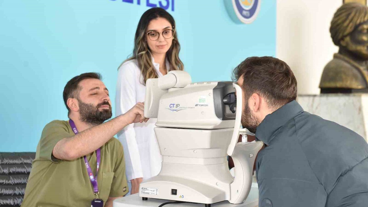 Dünya Glokom Gününde ücretsiz göz tansiyonu ölçümü yapıldı
