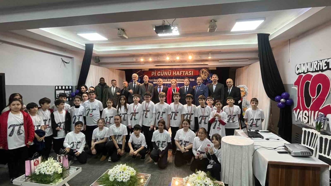 Zonguldak’ta Gazi Mustafa Kemal Ortaokulu’nda Pi Günü kutlandı
