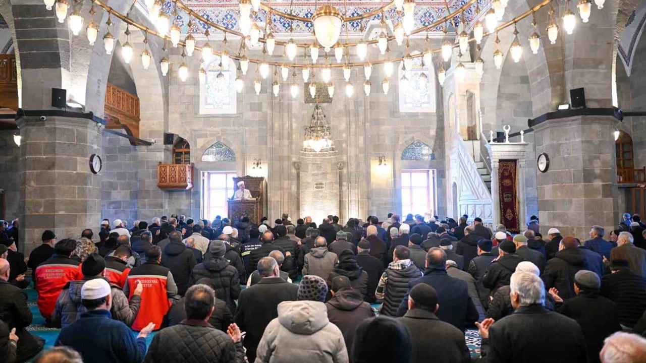 Şehitler için Mevlid-i Şerif okutuldu
