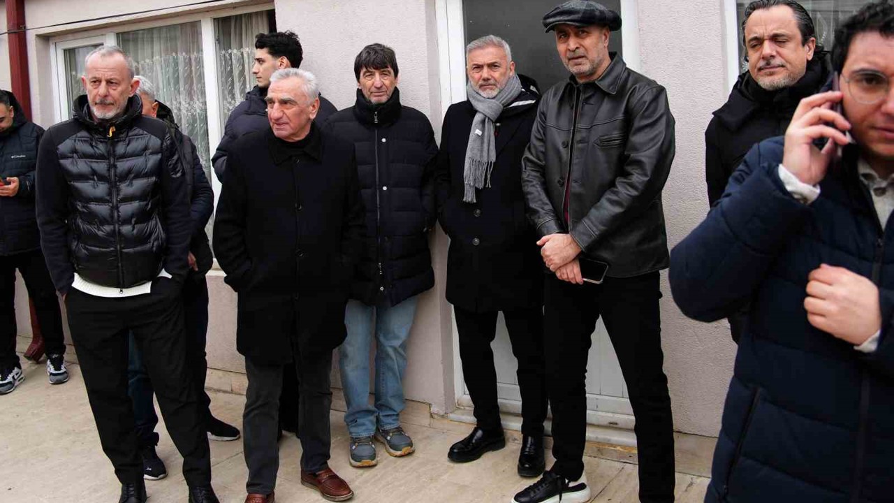 Orhan Kaynak son yolculuğuna uğurlandı
