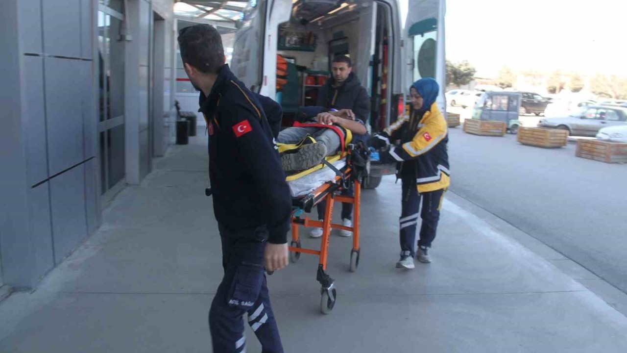 Konya’da inşaattan düşen işçi yaralandı
