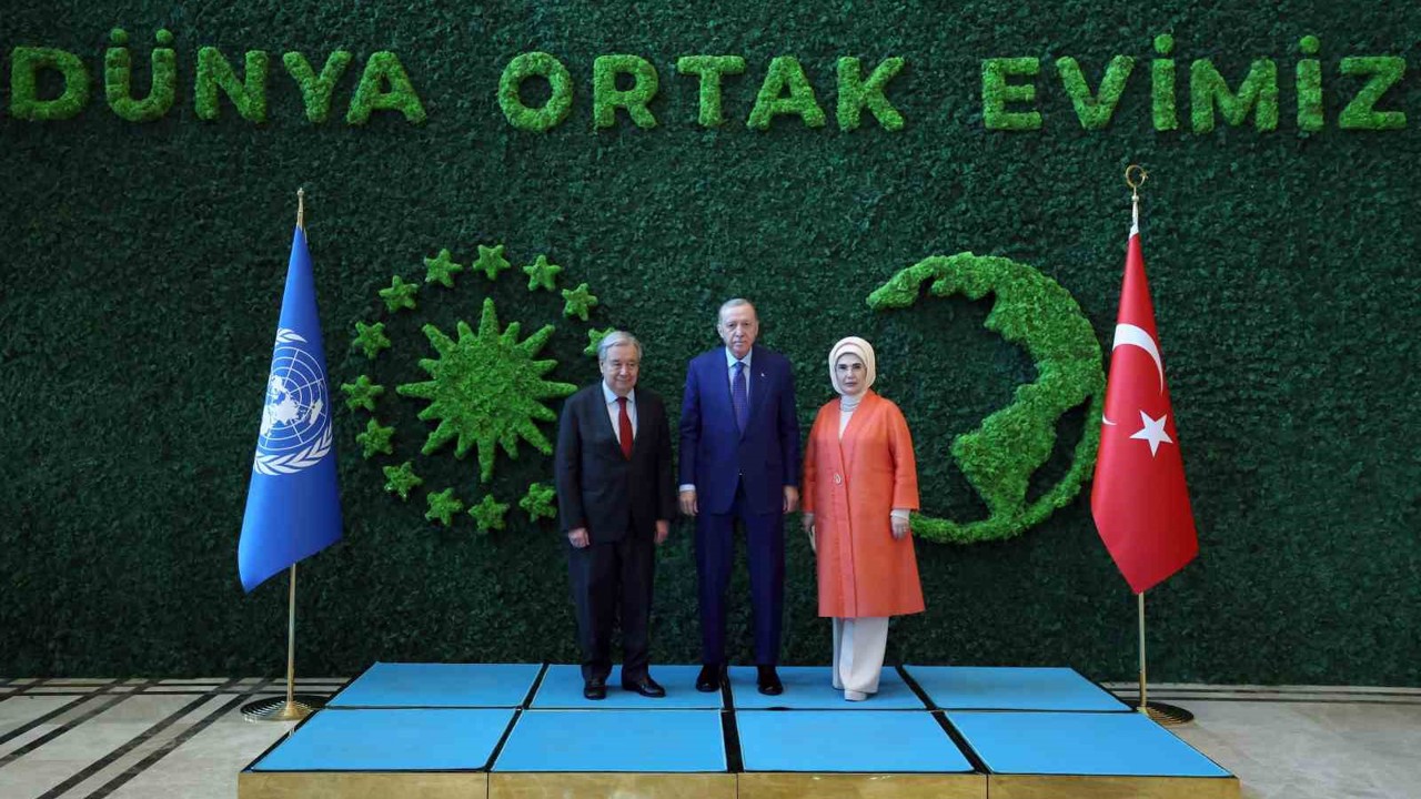 Cumhurbaşkanı Erdoğan: "Diplomasi ve diyalog adil ve kalıcı bir barışa giden en güvenli yoldur"
