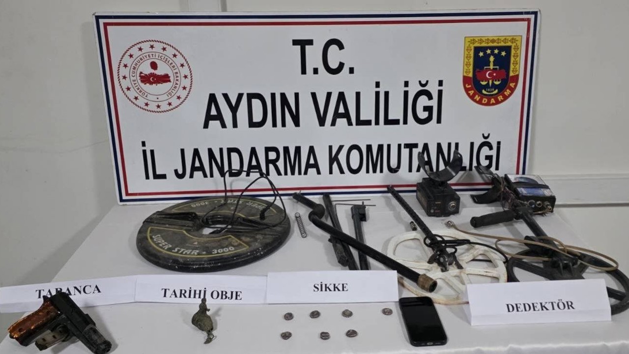 Karacasu’da tarihi eser kaçakçılığı operasyonu: "7 adet Yunan sikkesi ele geçirildi"
