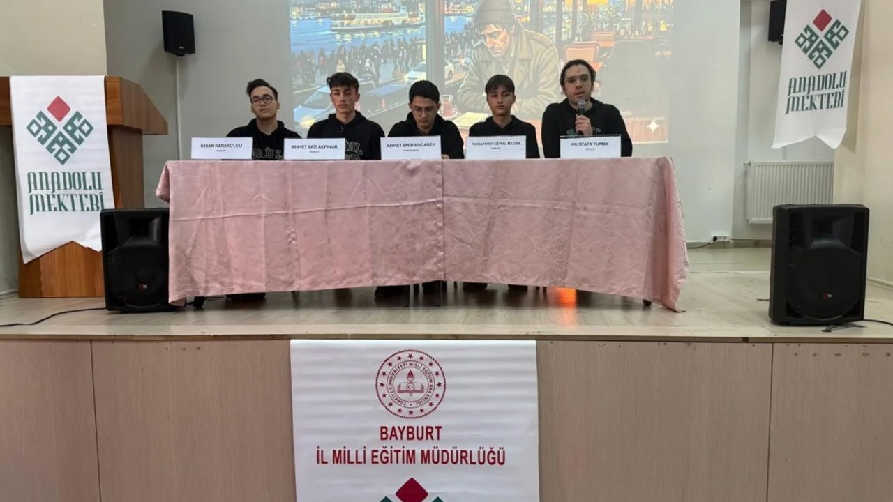 Bayburt’ta öğrenciler Sait Faik Abasıyanık’ı anlattı
