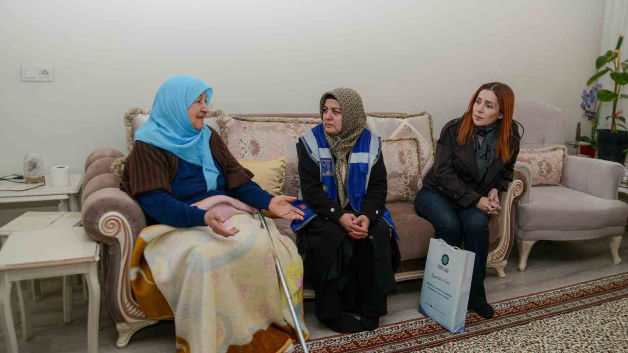 Diyarbakır’da yaşlılara dayanışma ziyareti
