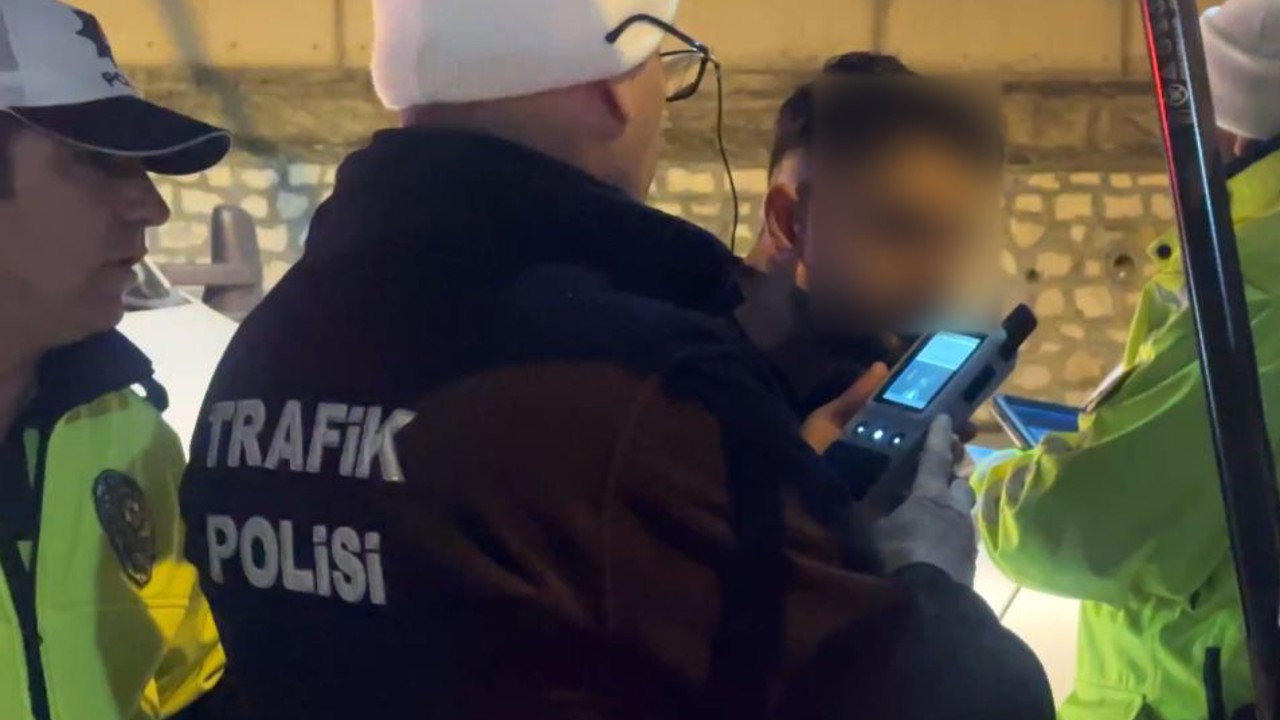 Burdur’da alkollü sürücünün ’acemi’ oyunu işe yaramadı
