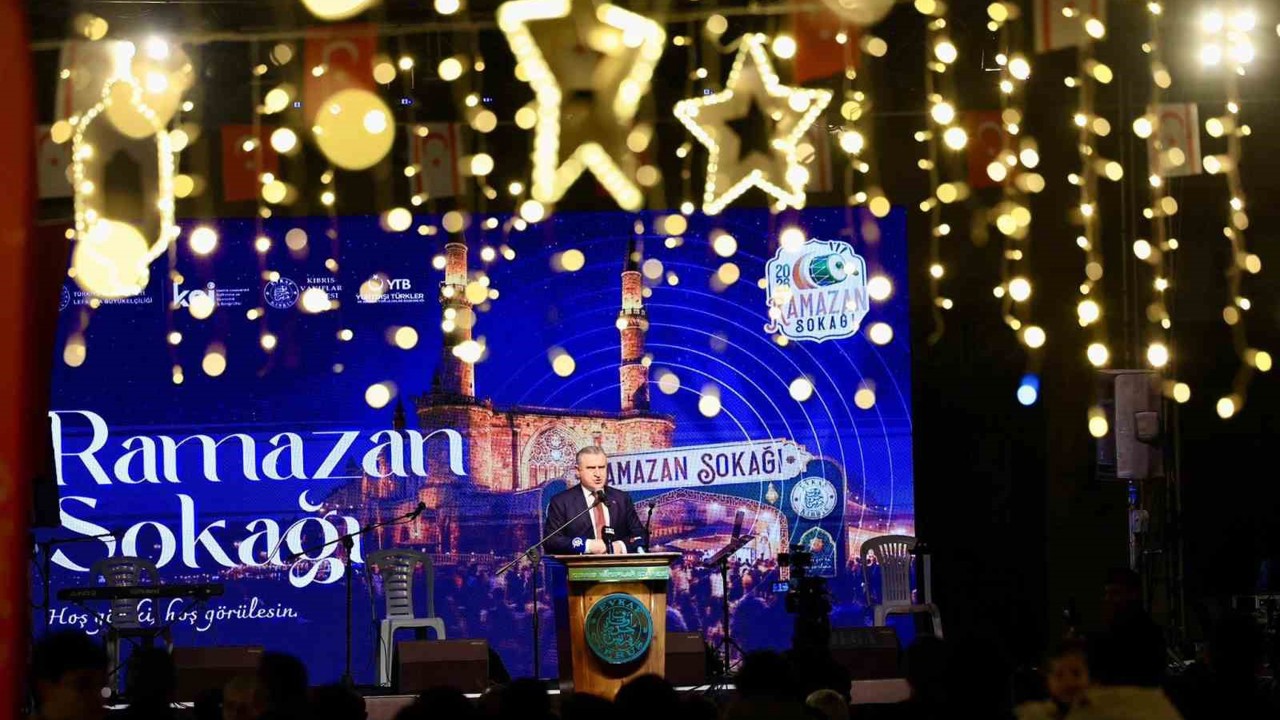 Bakan Bak, KKTC’de Ramazan Sokağı’nda konuştu
