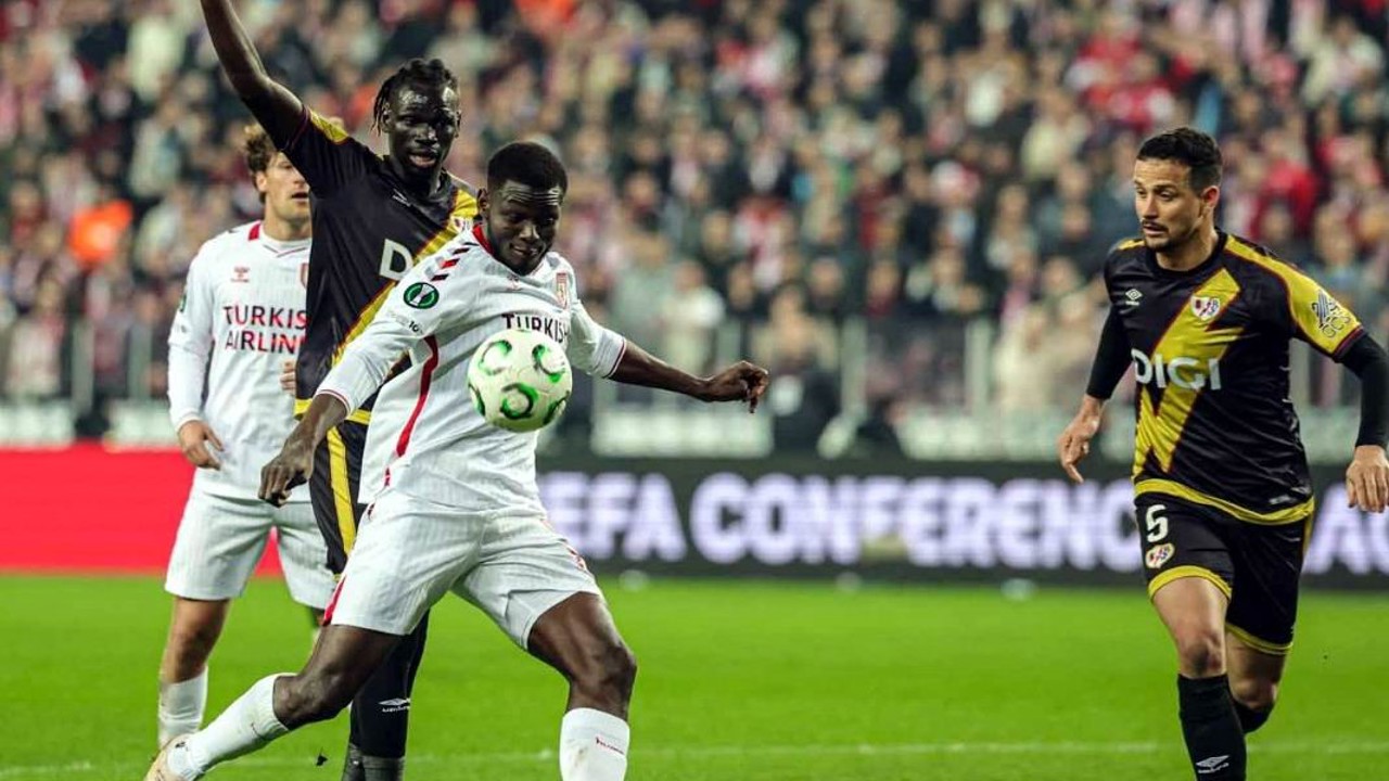 Mouandilmadji, Avrupa’da gol krallığına koşuyor
