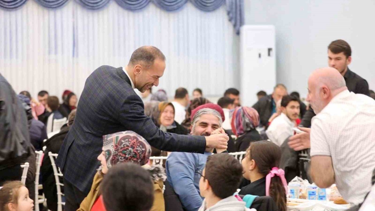 Niğde Belediyesi’nden Şahsüleyman Mahallesi’nde gönül sofrası
