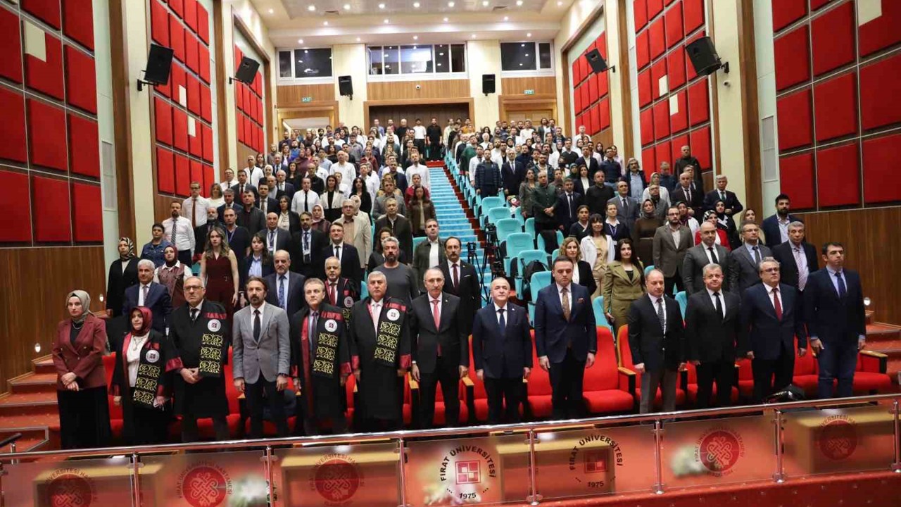 Elazığ’da ’14 Mart Tıp Bayramı’ kutlandı
