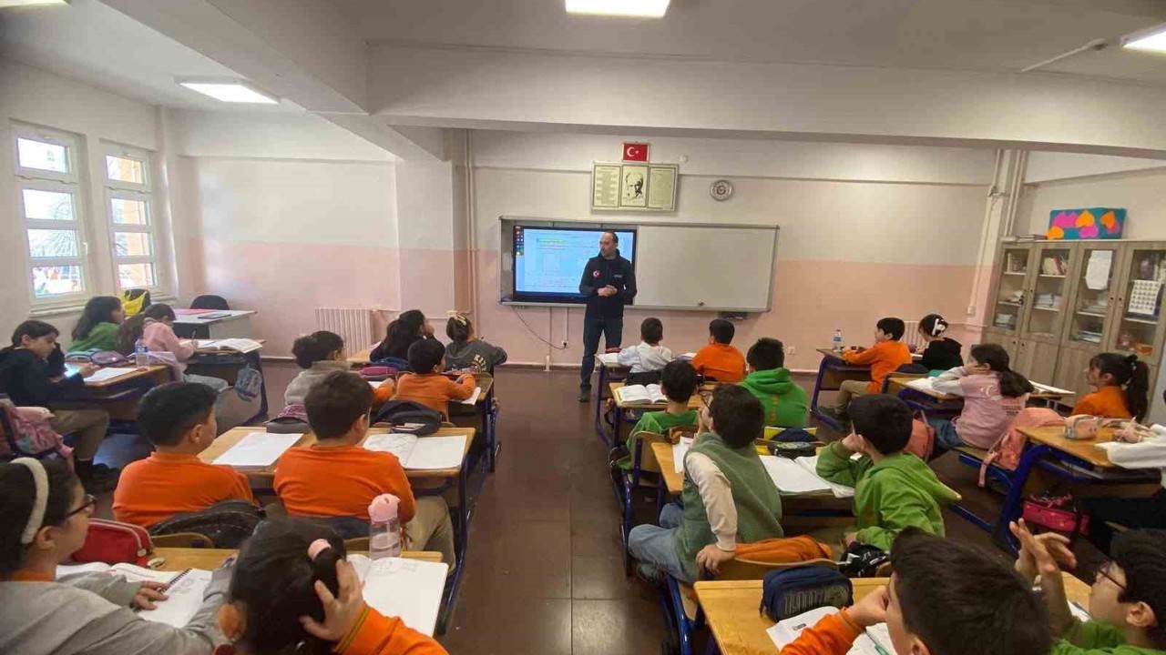 Elazığ’da afet farkındalık eğitimi
