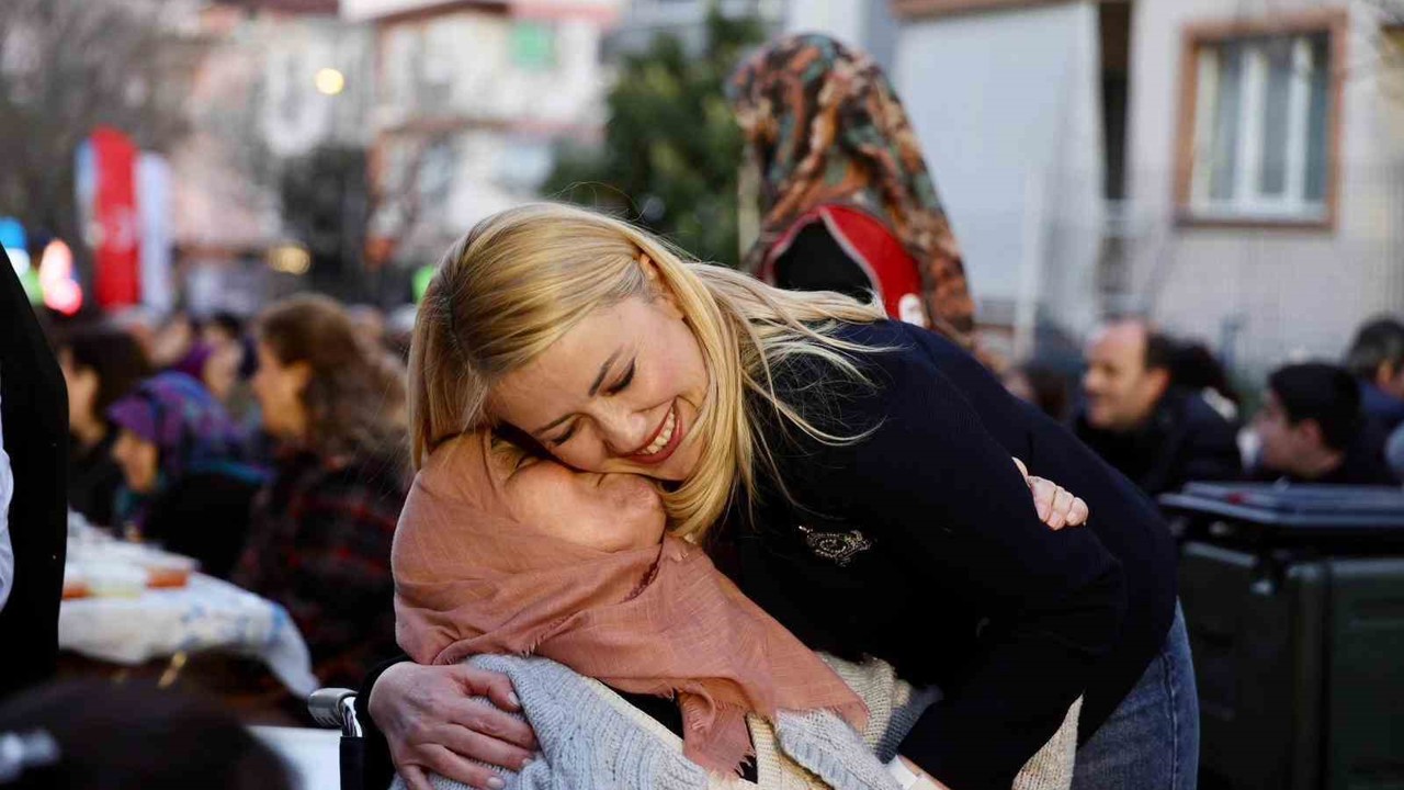 Merkezefendi Belediyesi Akkonak Mahallesi’nde iftar sofrası kurdu
