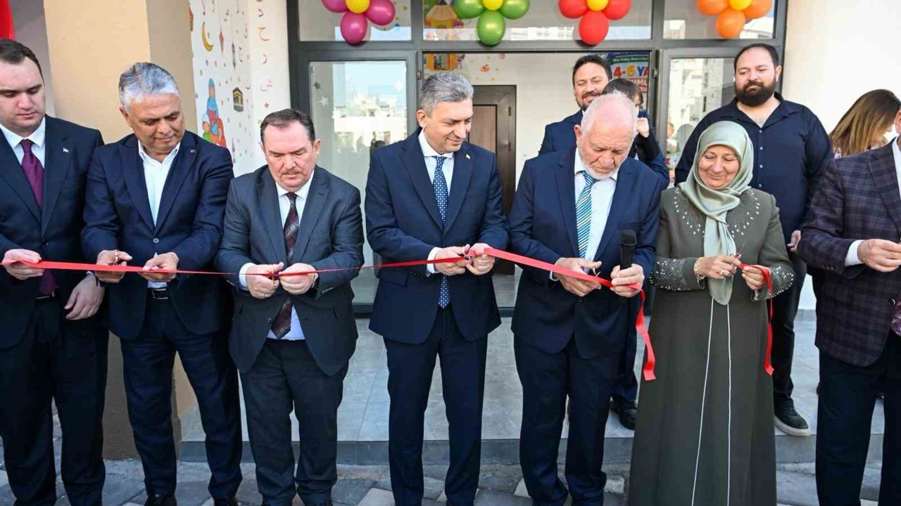 Hacı Nizamettin Demirel Camii ve Hacı Rabiye Demirel Kur’an Kursu hizmete açıldı
