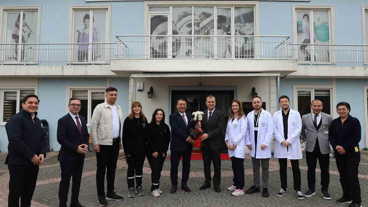 Büyükçekmece Belediye Başkan Vekili Çebi, sağlık çalışanlarının Tıp Bayramı’nı kutladı
