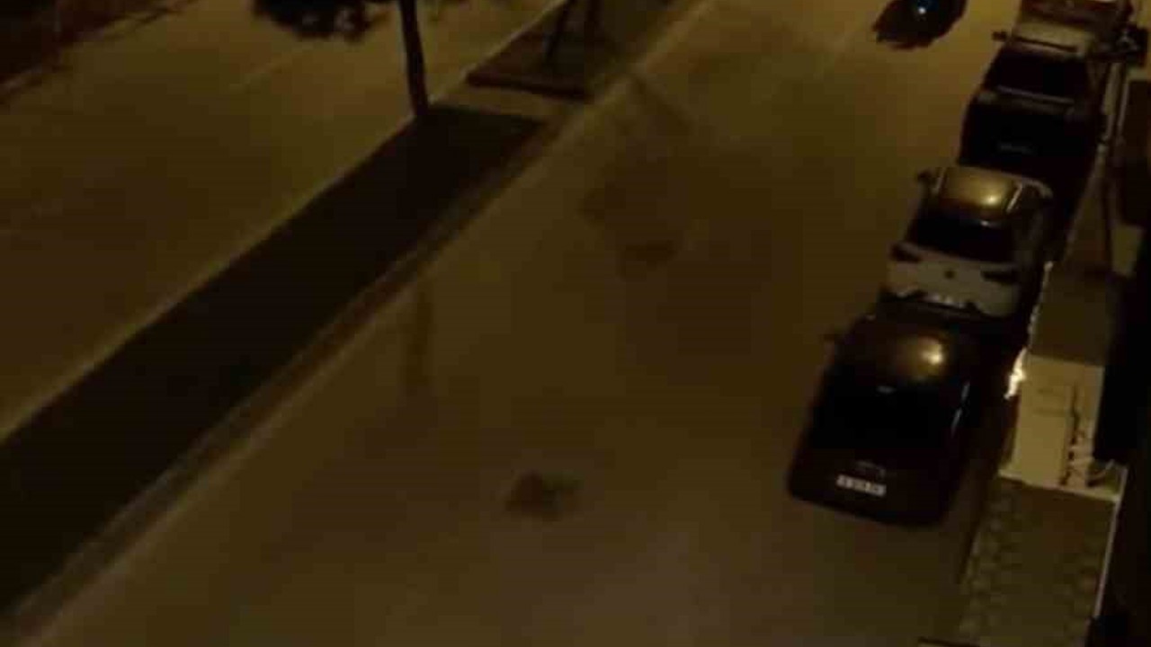 Bursa’da davulcular elektrikli açık kasalı motosikletle sahura kaldırıyor
