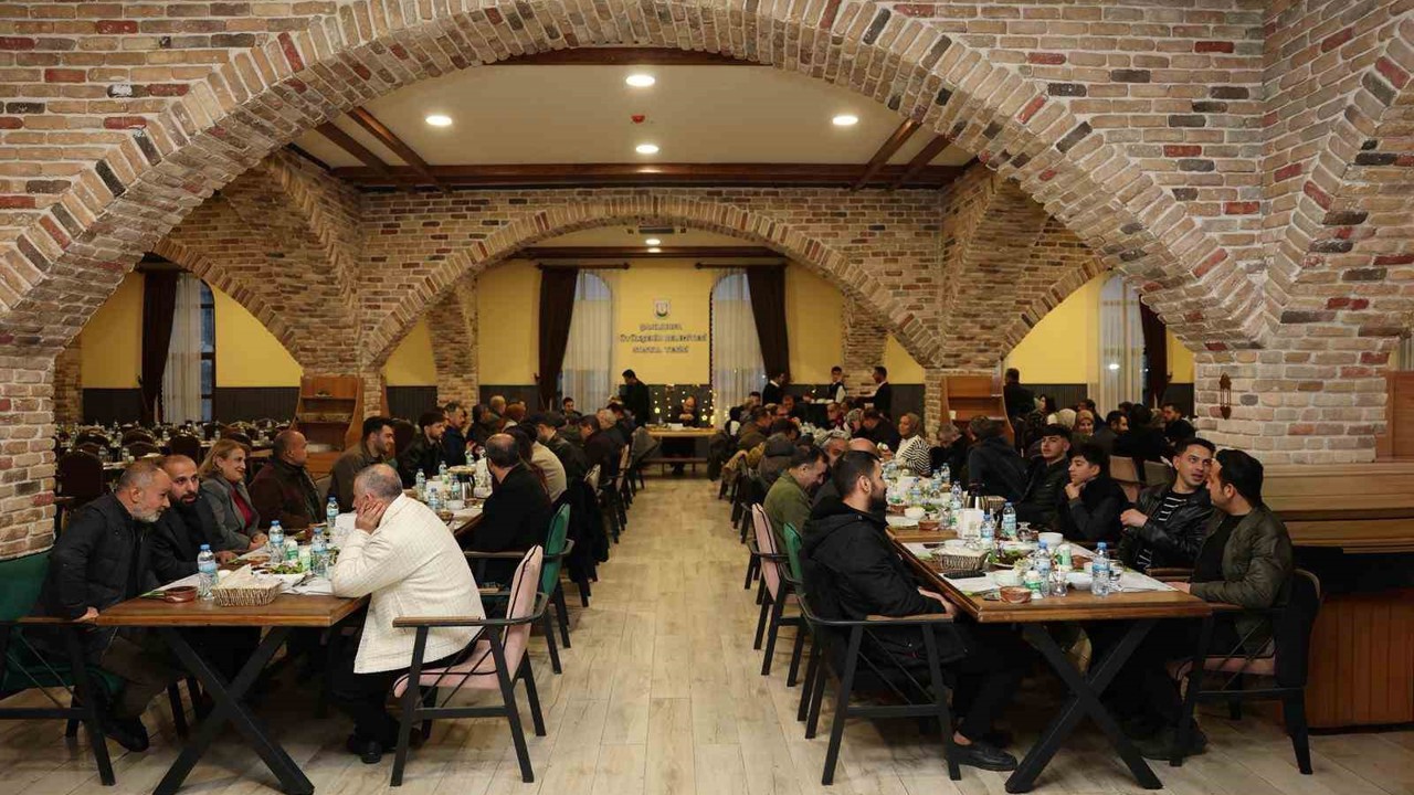 Gülpınar basın mensuplarıyla iftarda buluştu
