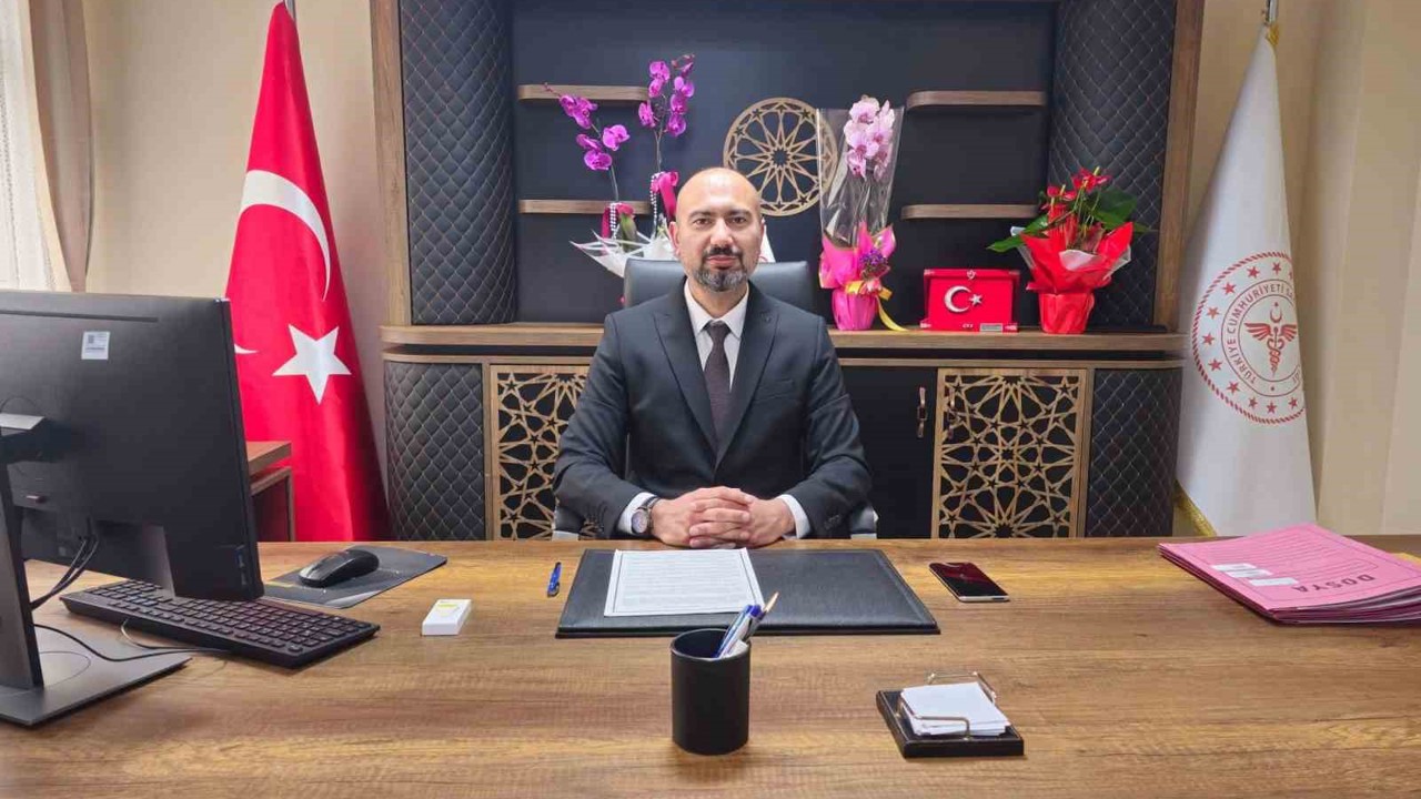 Başhekim Zor: "Sağlık çalışanlarımız toplumumuza umut oluyor"
