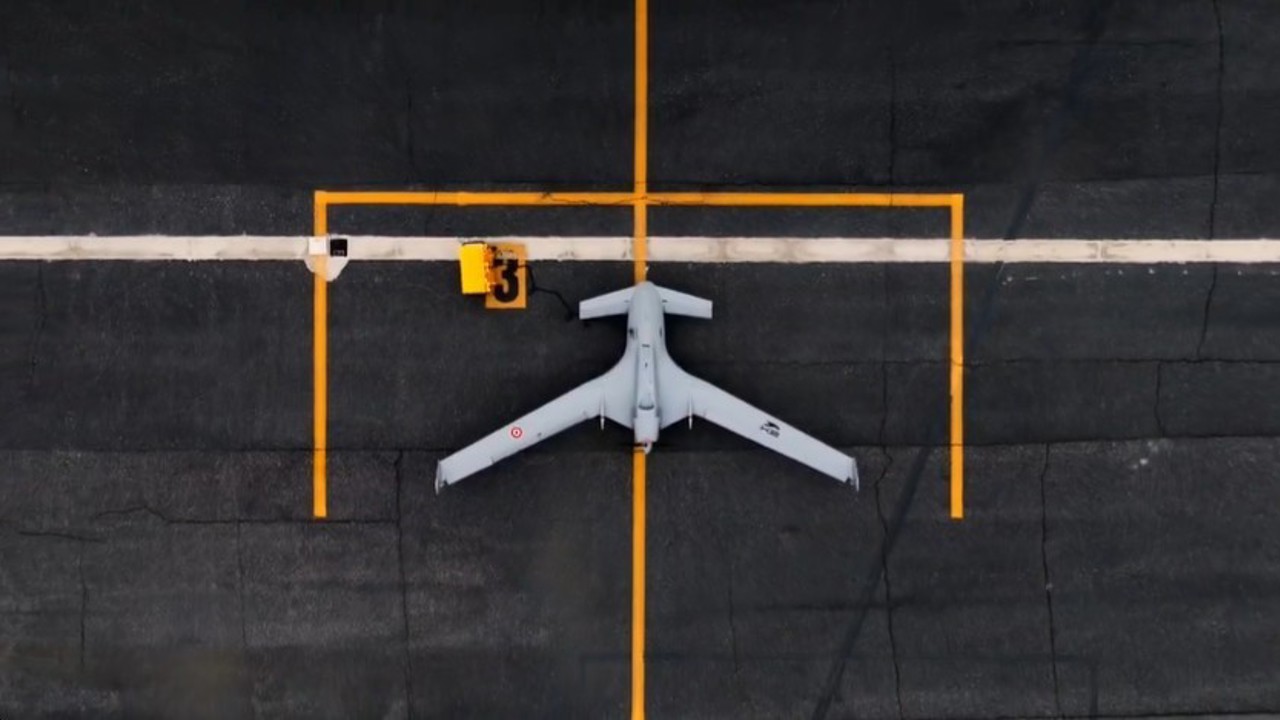 AK Parti Sözcüsü Çelik: "Devletimizin ve milletimizin güvenliği için İHA/SİHA kabiliyetlerimizi, barış için kullanma yeteneklerimizi geliştirmemiz zorunludur"
