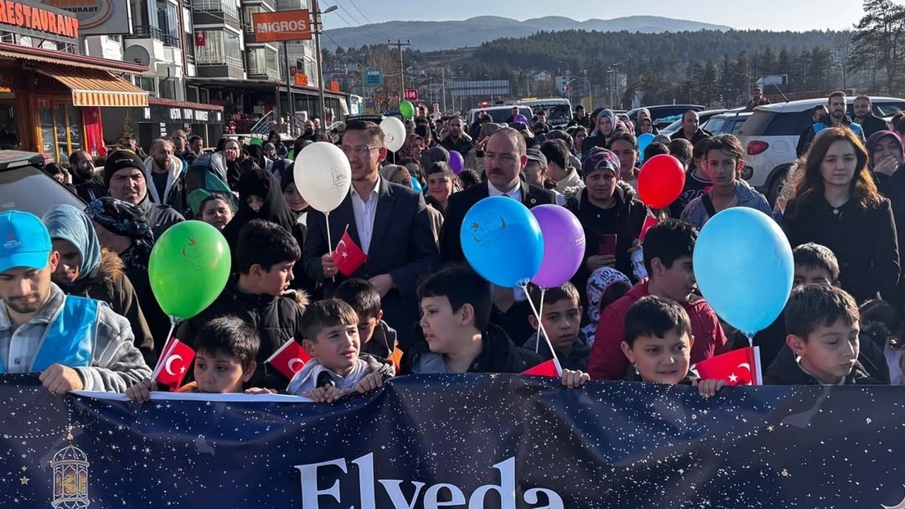 Bolu’da ‘Elveda Ramazan’ yürüyüşü

