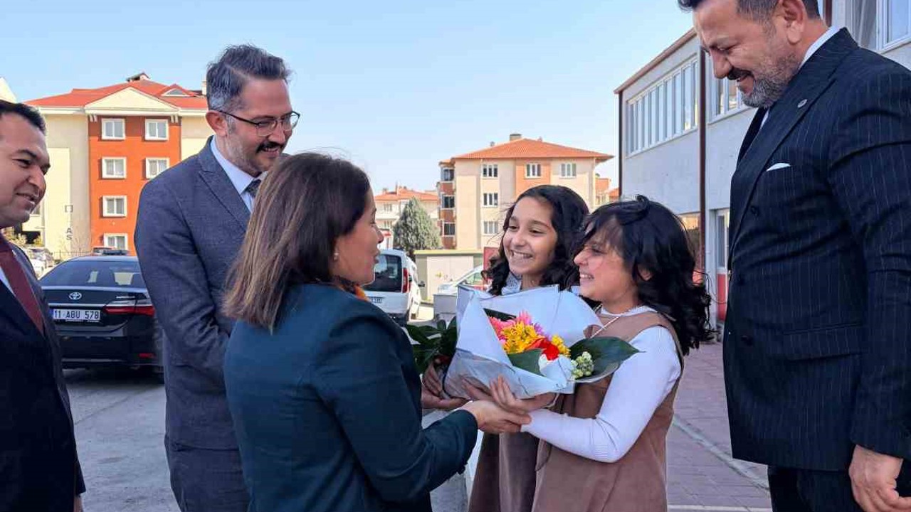 Bakan Yardımcısı Madak’tan Bilecik’te sosyal hizmetler toplantısı
