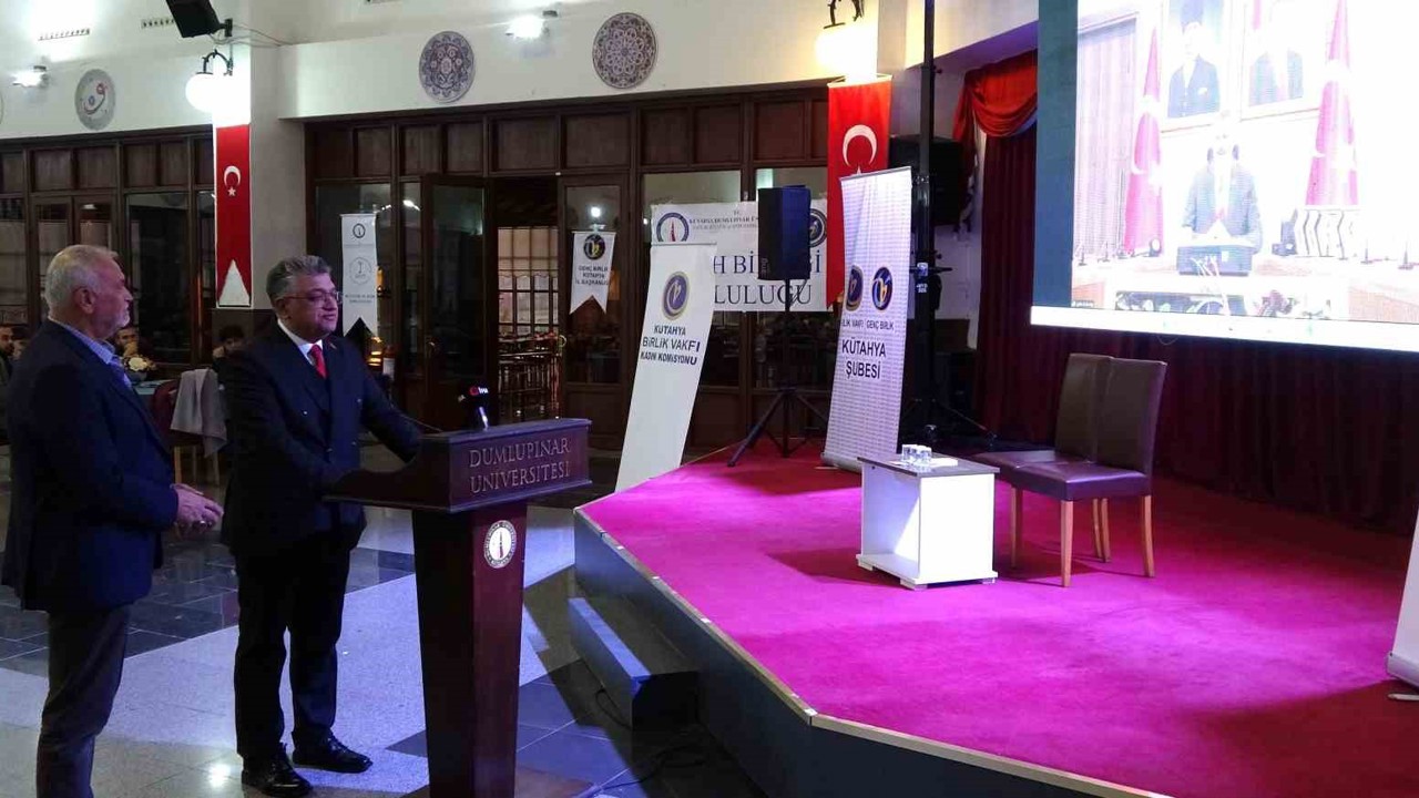Bakan Çiftçi, Kütahya’daki iftar programına canlı bağlantı ile katıldı

