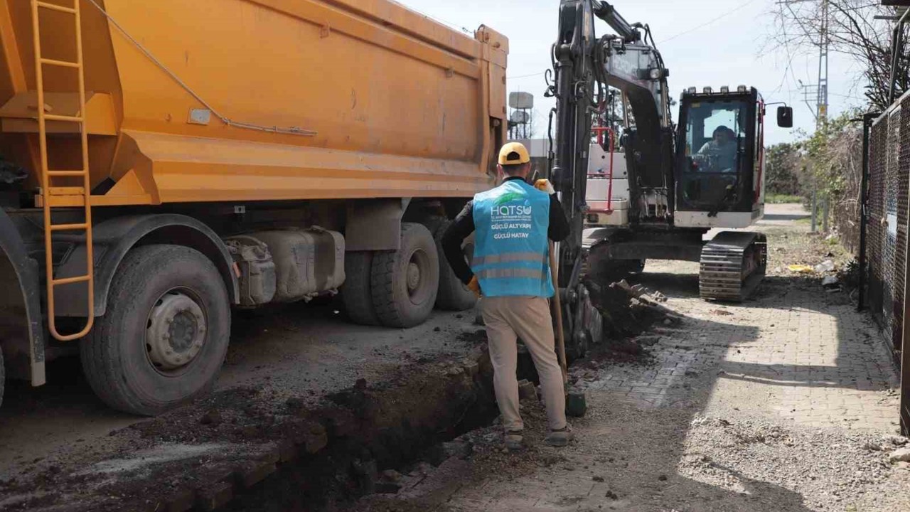 Hatay Büyükşehir Belediyesi,  Payas’ta içme suyu şebeke hattını yeniliyor
