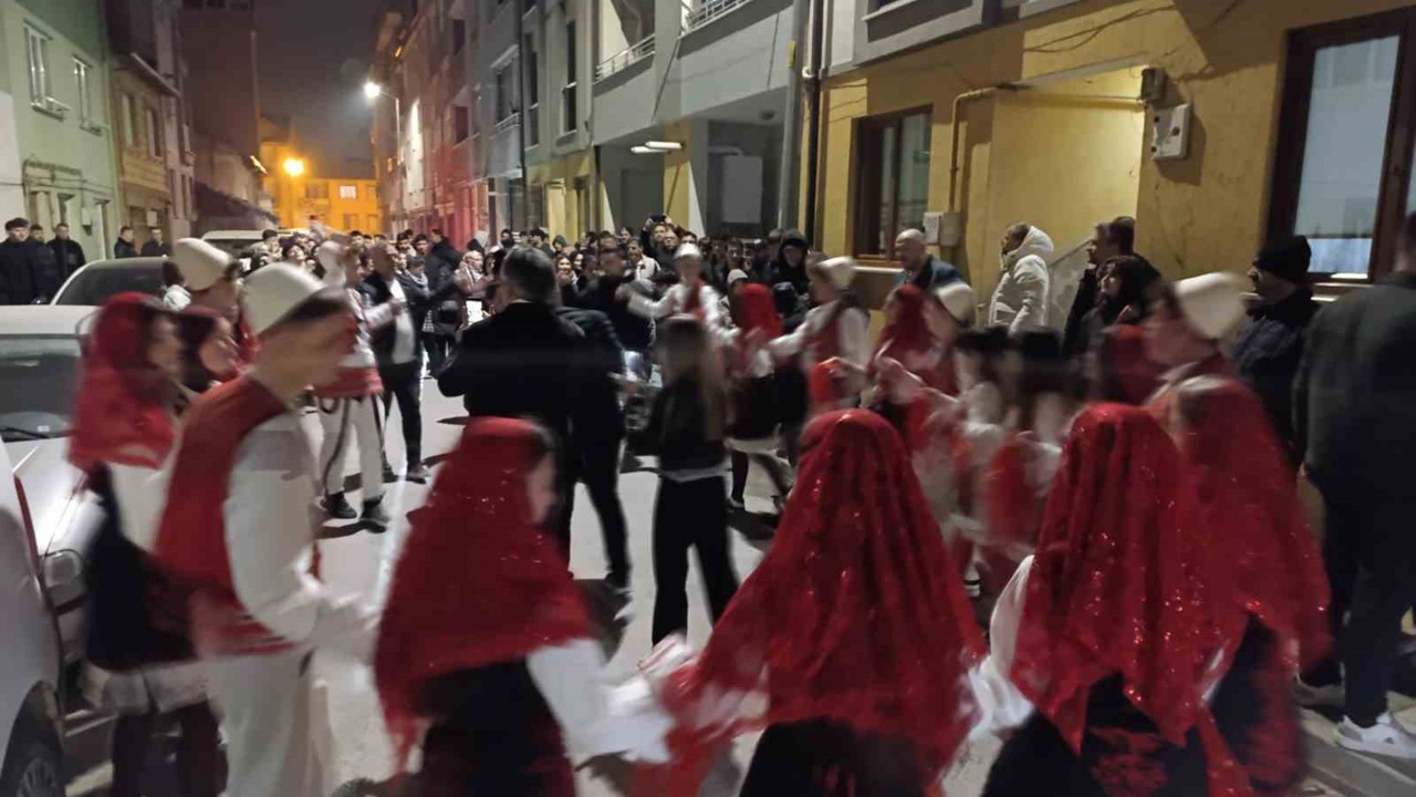 Rumeli geleneği Bursa’da sahura renk kattı
