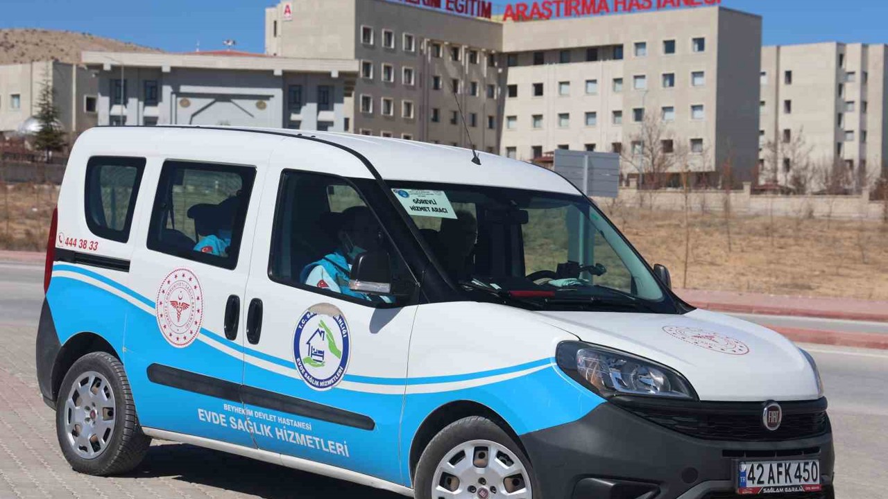 Konya’da ilk; evden çıkamayan engelli hastalara evde sağlık raporu hizmeti
