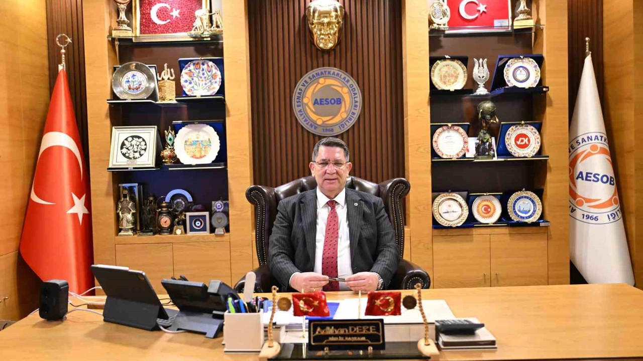 AESOB Başkanı Adlıhan Dere: "Bayram sevincimizi esnafımızla büyütelim"

