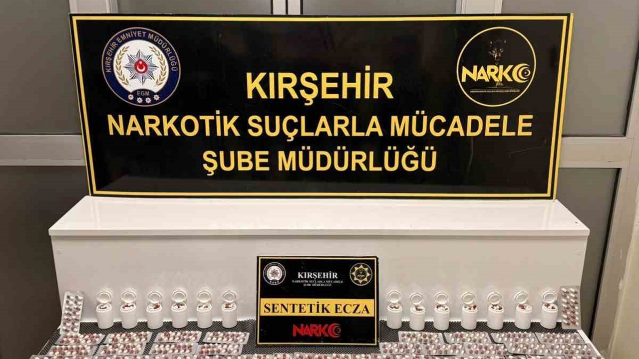 Kırşehir’de polis, bin 387 adet uyuşturucu madde ele geçirdi
