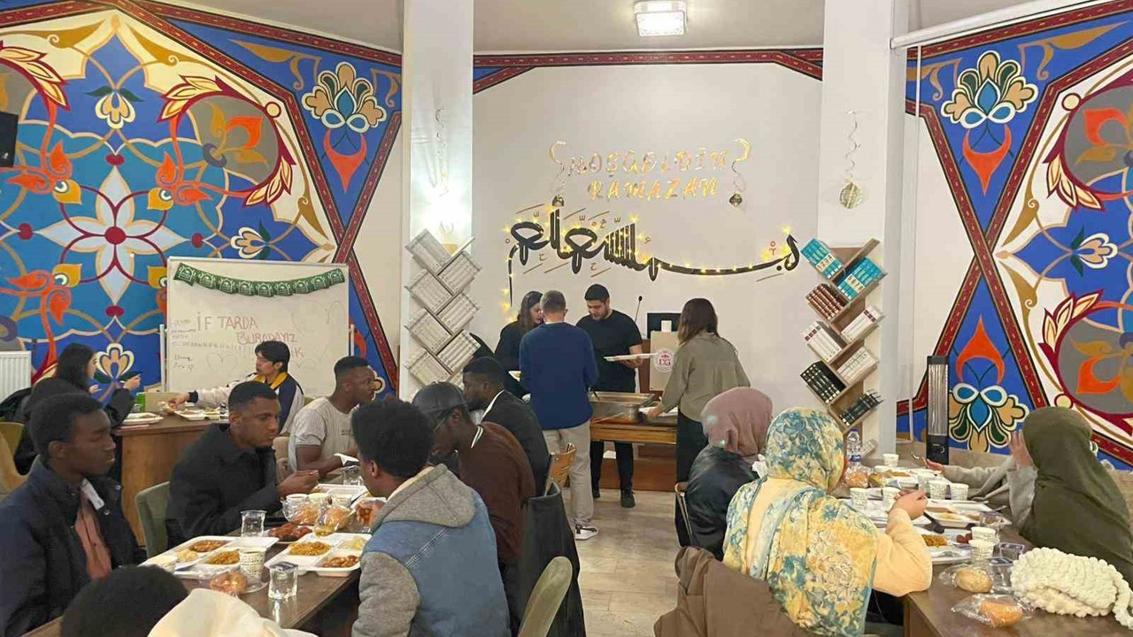 Yabancı uyruklu Müslüman öğrenciler için iftar programı düzenlendi

