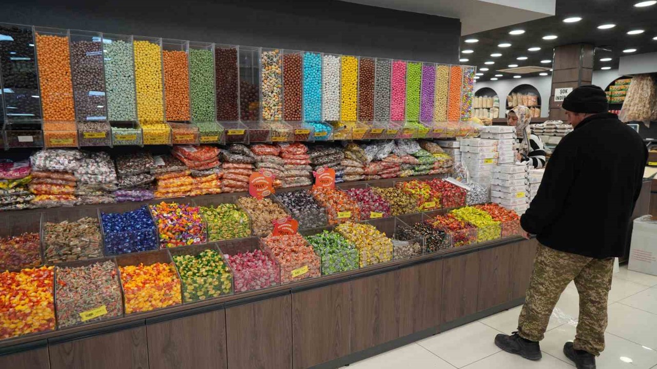 Bayramın popüler ikramlığı ‘şeker’
