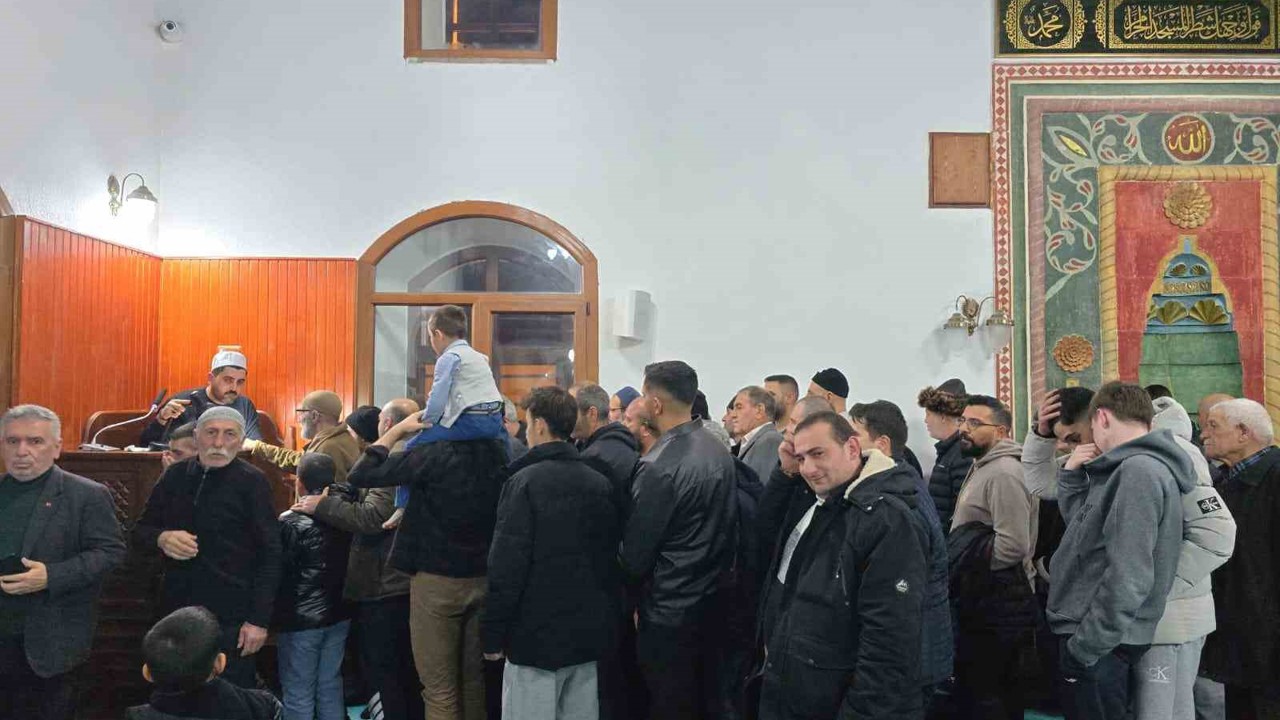 Tercan’da Sakal-ı Şerif ziyarete açıldı
