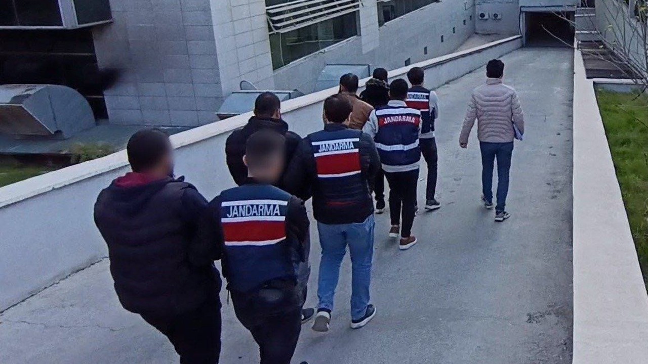 Mersin’de DEAŞ operasyonu: 3 tutuklama
