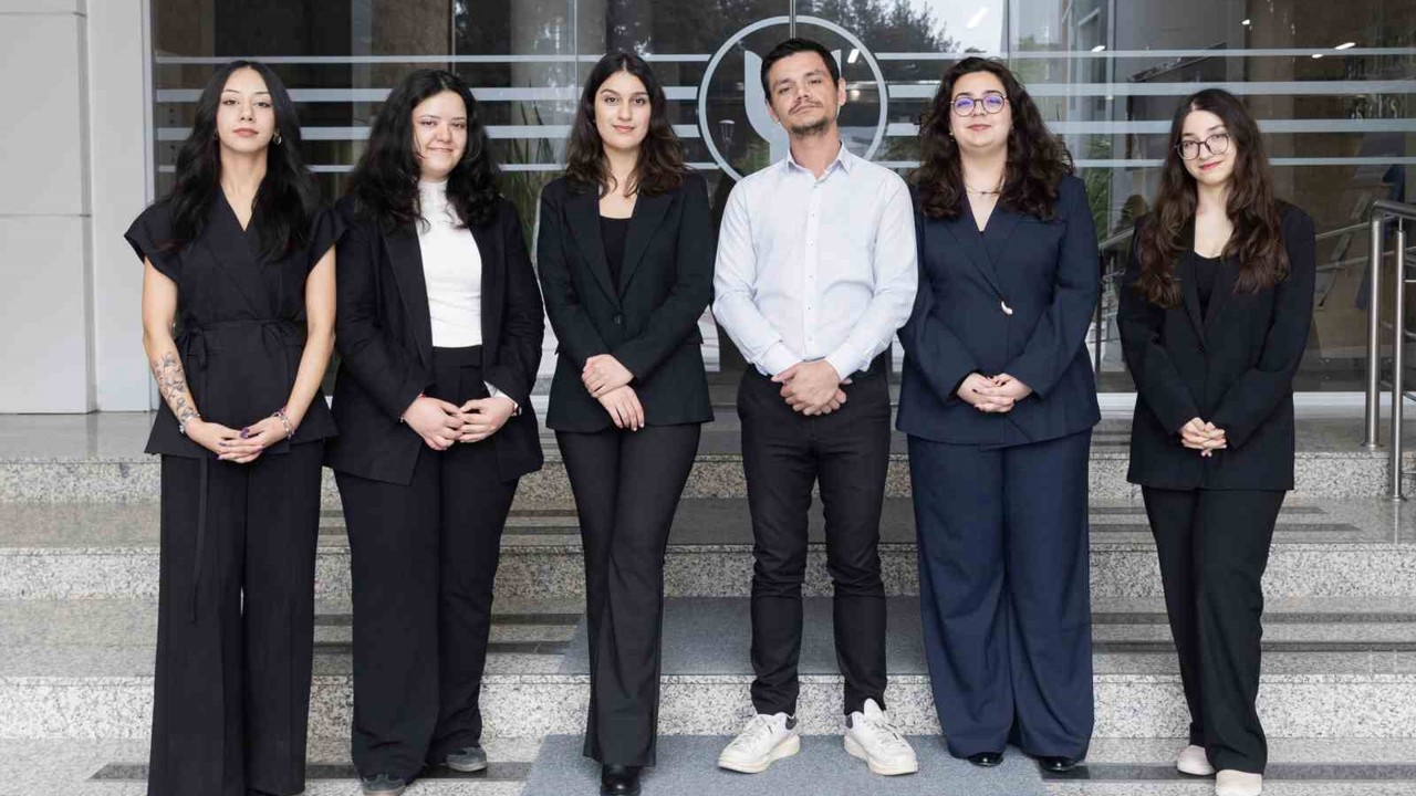 Genç hukukçular Viyana’da savunma yapacak
