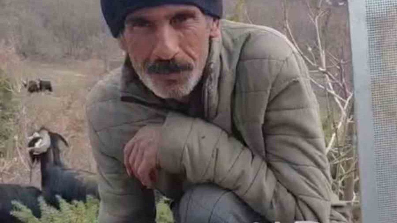 Elazığ’da çobanın "Televizyonlu" hava durumu sunumu tebessüm ettirdi
