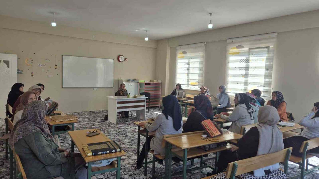 Müftülükten kadınlara yönelik sohbet programları
