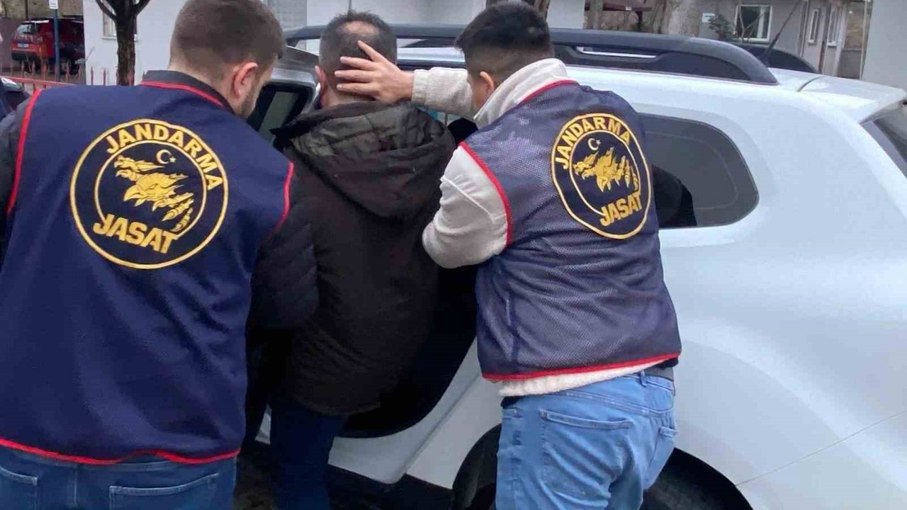 Ordu’da jandarma aranan 49 şüpheliyi yakaladı: 19 tutuklama
