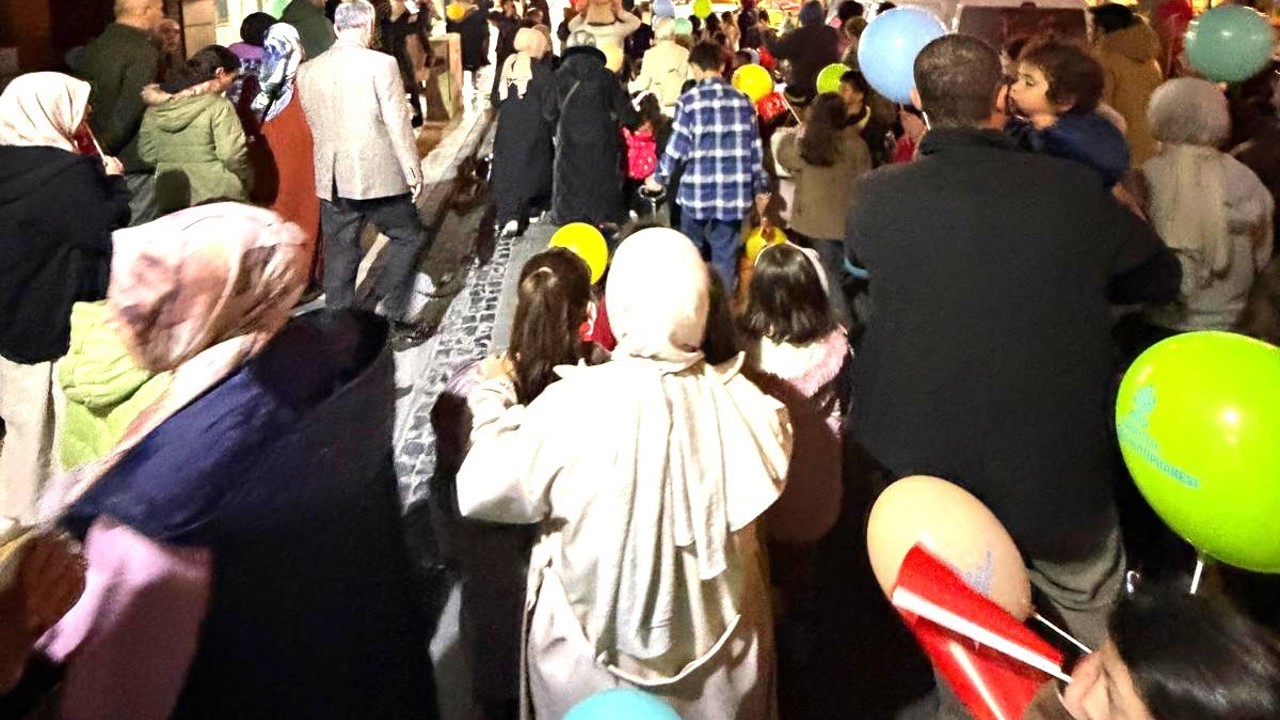 Turgutlu’da Kadir Gecesinde çocuklar yürüyüş yaptı
