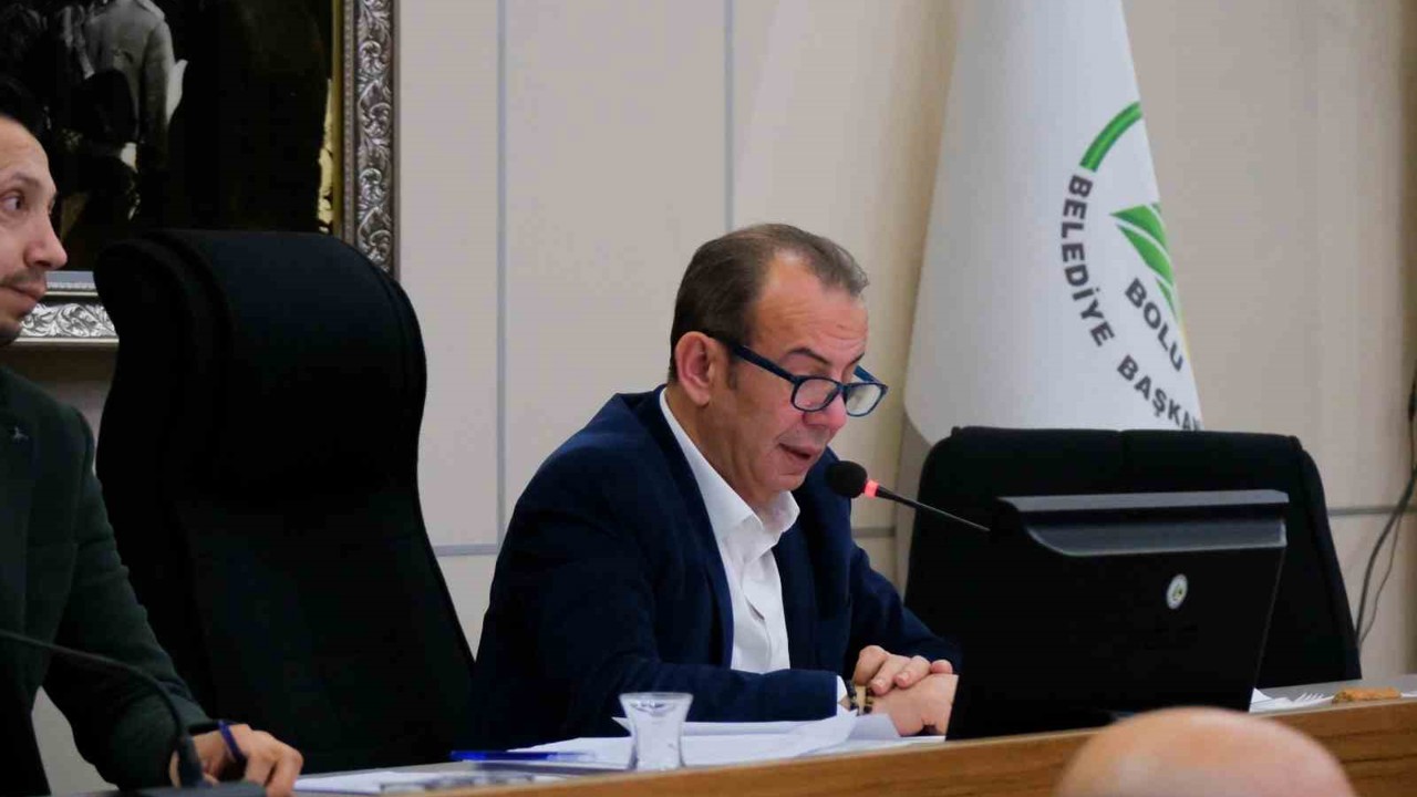 Tanju Özcan’ın hem mağdur hem sanık olduğu şantaj ve tehdit soruşturmasının iddianamesi kabul edildi
