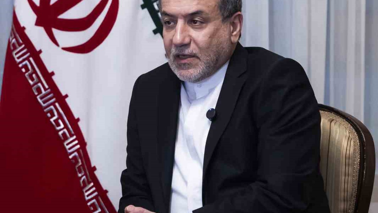 İran Dışişleri Bakanı Arakçi: "Avrupalı ve ABD’li yetkililer de dahil olmak üzere giderek artan sayıda ses, İran’a karşı savaşın haksız olduğunu haykırıyor"
