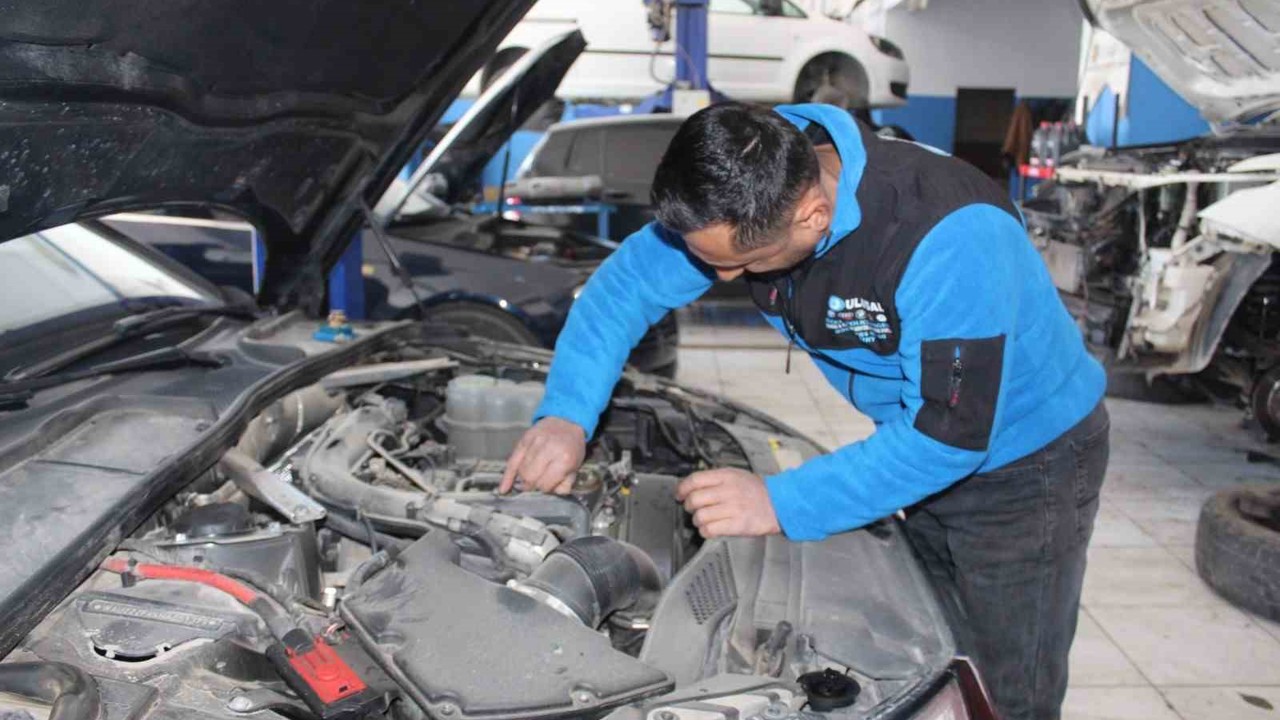 Araç yangınlarında ’yakıt ve yağ kaçağı’ detayı
