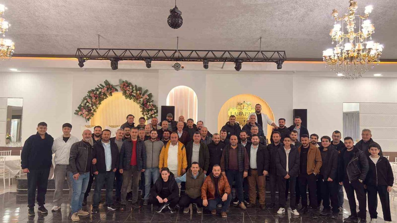 Eskişehir’deki Emirdağlı gençler iftarda buluştu
