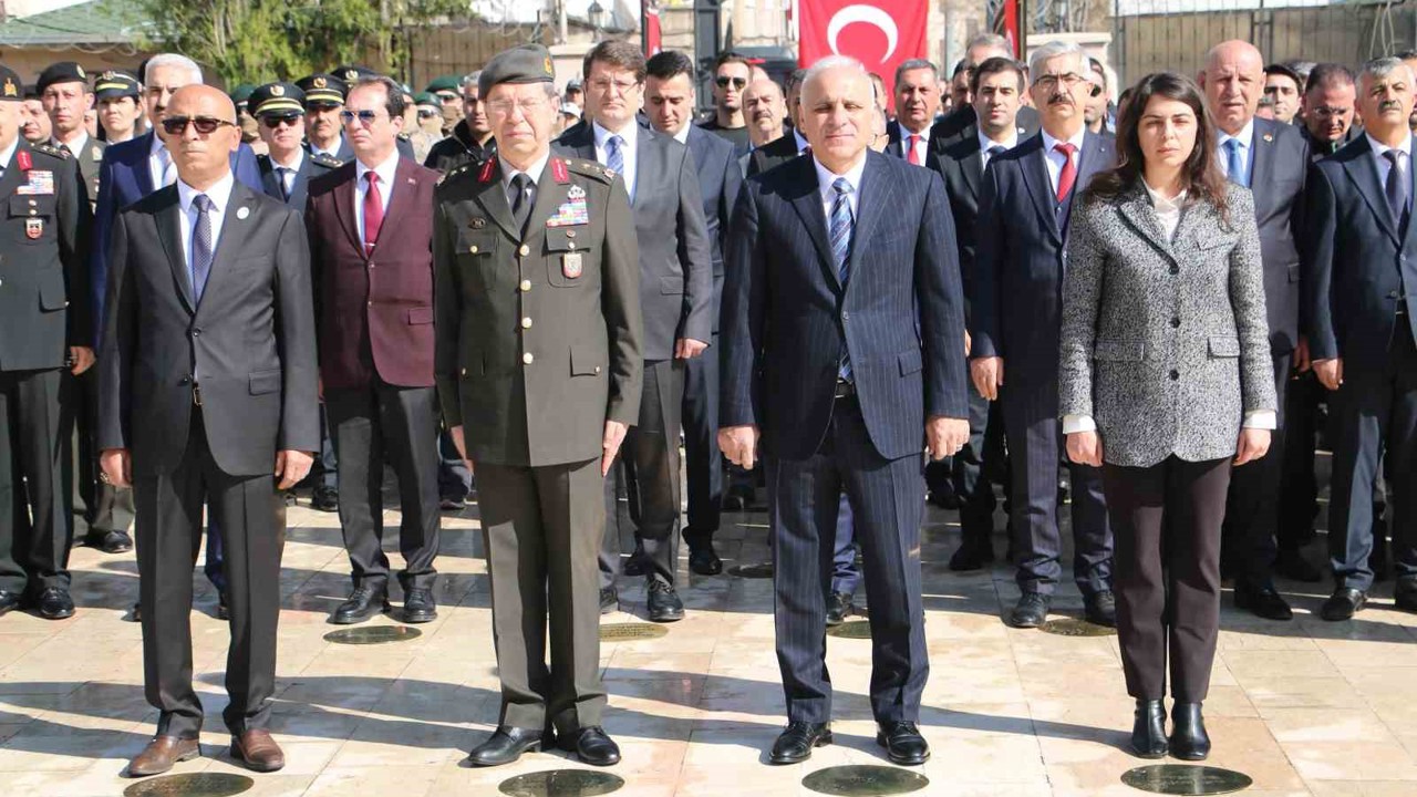 Diyarbakır’da 18 Mart Şehitleri Anma ve Çanakkale Deniz Zaferi programı düzenlendi
