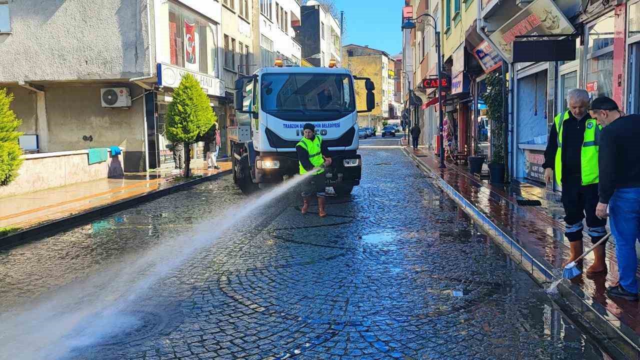 Trabzon’da bayram temizliği
