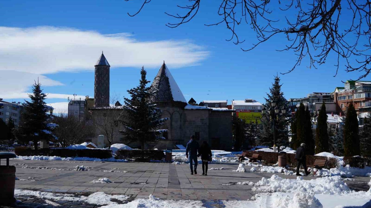 Kar Doğu’yu terk etmiyor
