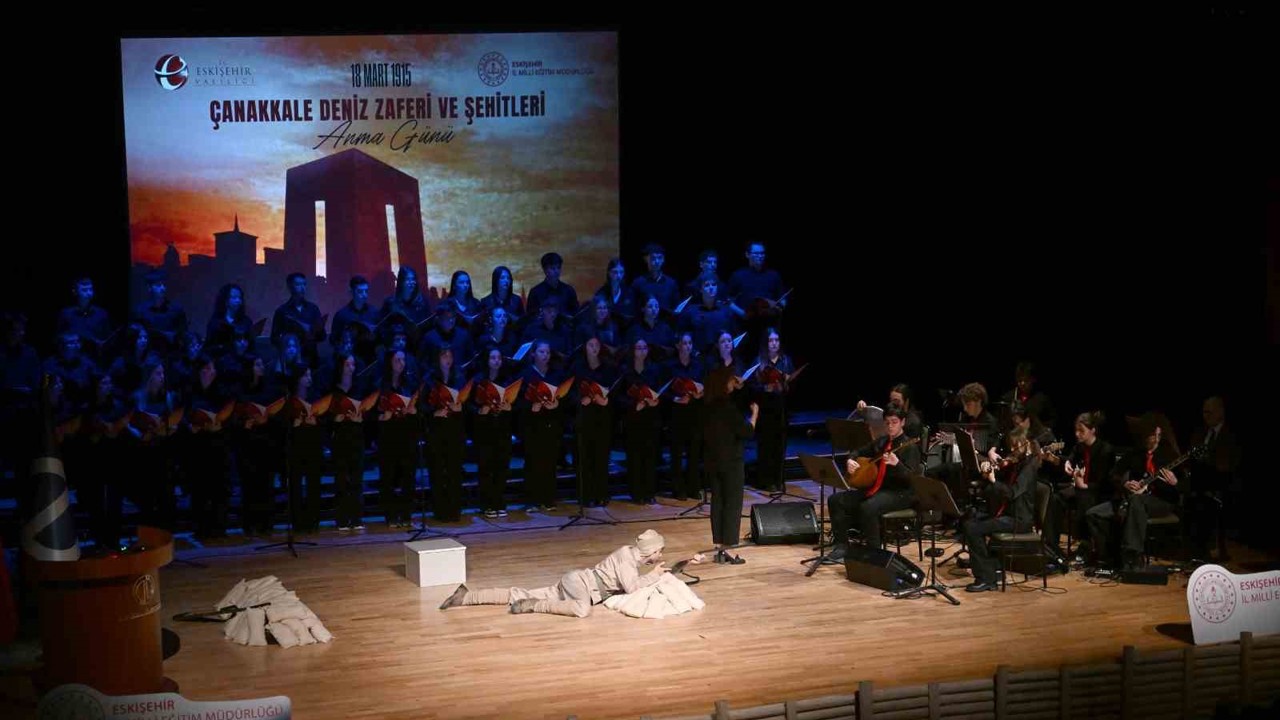 Anadolu Üniversitesi’nde 18 Mart anma programı düzenlendi
