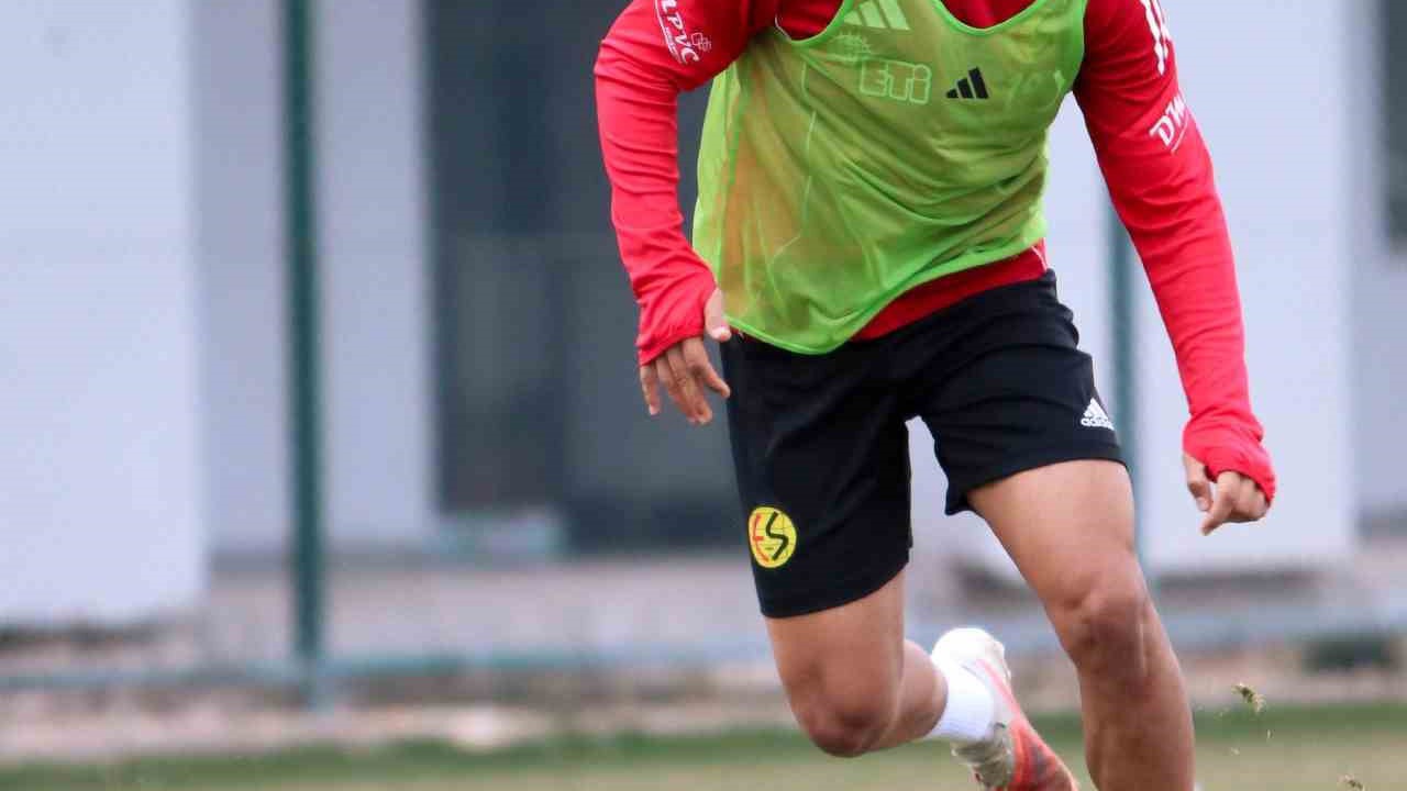 Eskişehirspor’un Tire 2021 FK maçı için hazırlıkları sürüyor

