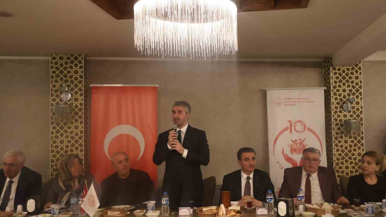 Şehit aileleri vefa sofrasında bir araya geldi
