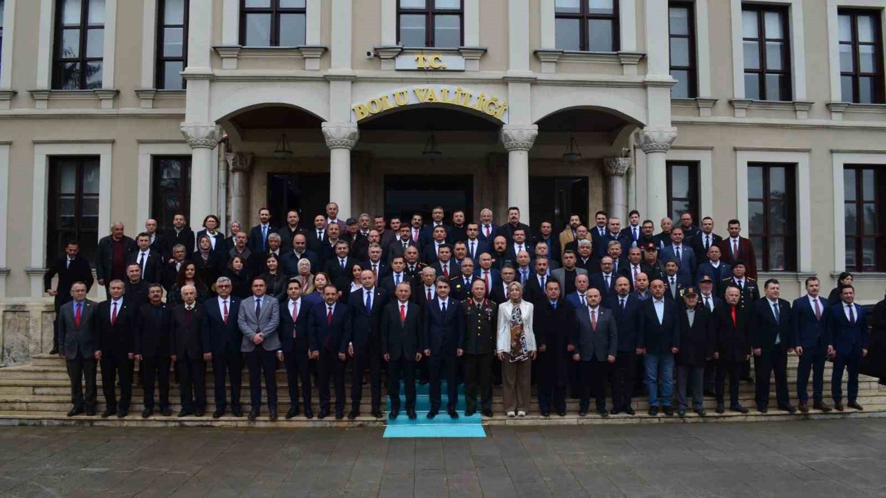 Bolu’da protokol bayramlaştı
